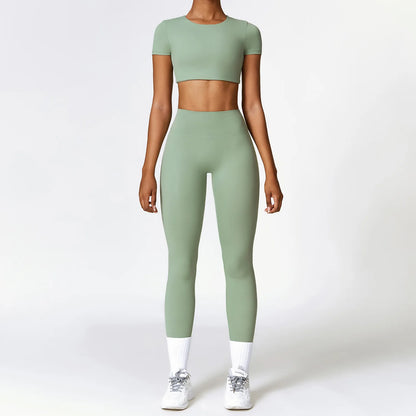 Seamless 2-Piece Yoga Set — Crop & Leggings